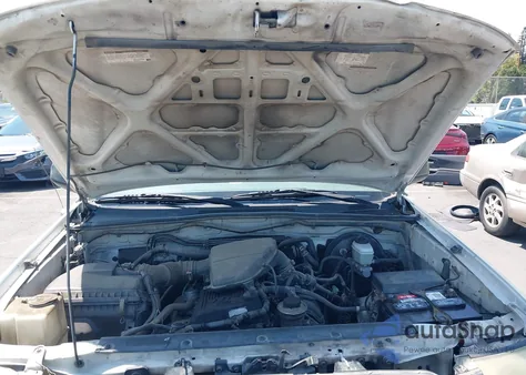 2005 Toyota Tacoma from USA, damaged, VIN 5TETX22N85Z056353